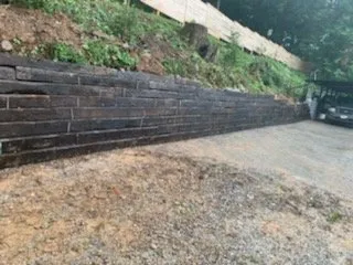 Professional lawn care service with custom design in Chattanooga, TN by Don Cele Landscaping