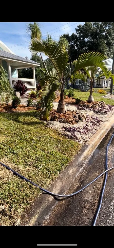 Affordable garden landscaping in Tampa, FL - Don Chulos Landscaping