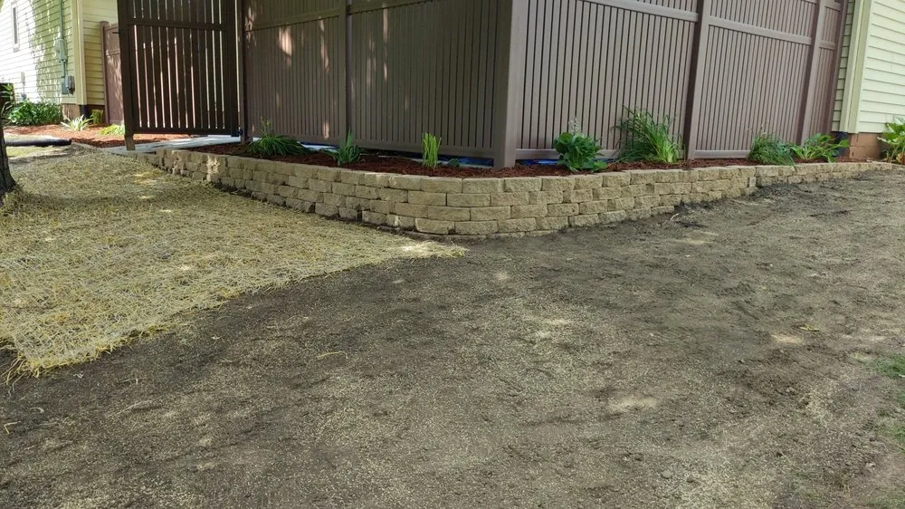 Top-rated lawn care service for beautiful yards in Saint Cloud, MN by Don Green's Dirt Service