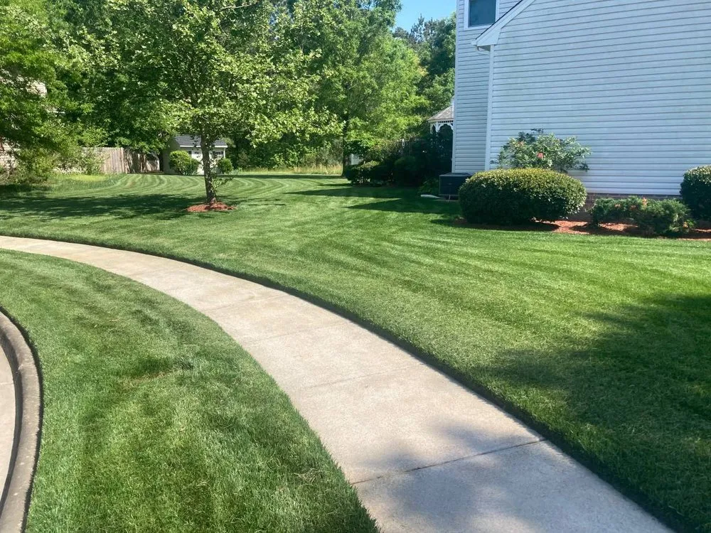 Reliable garden landscaping for homes in Clayton, NC by Don Landscaping