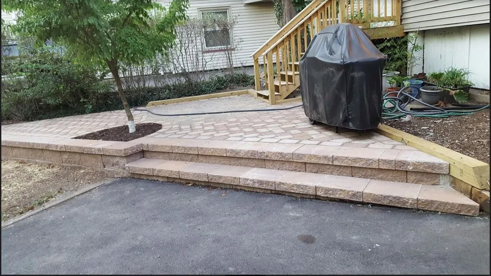 Custom residential landscaping in City of Orange, NJ - Don Leo General Construction & Landscaping