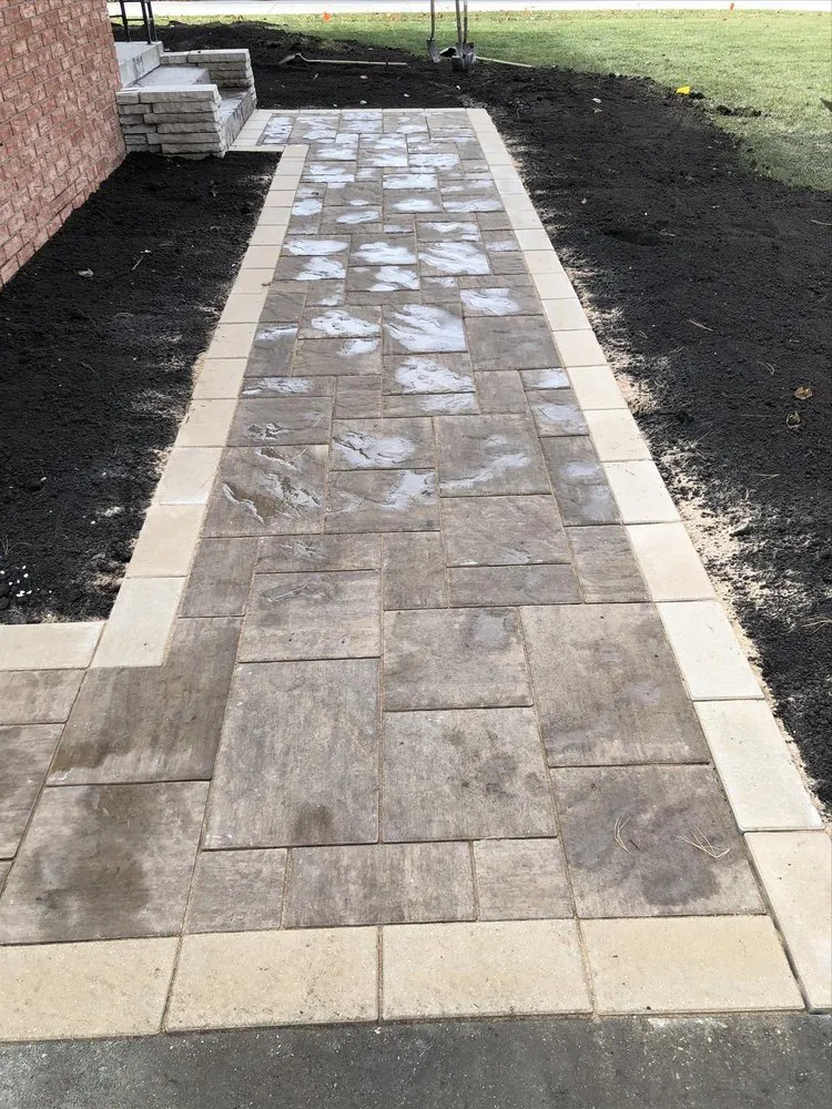 Expert landscape installation for beautiful yards in Galesburg, IL by Don Owen Landscaping
