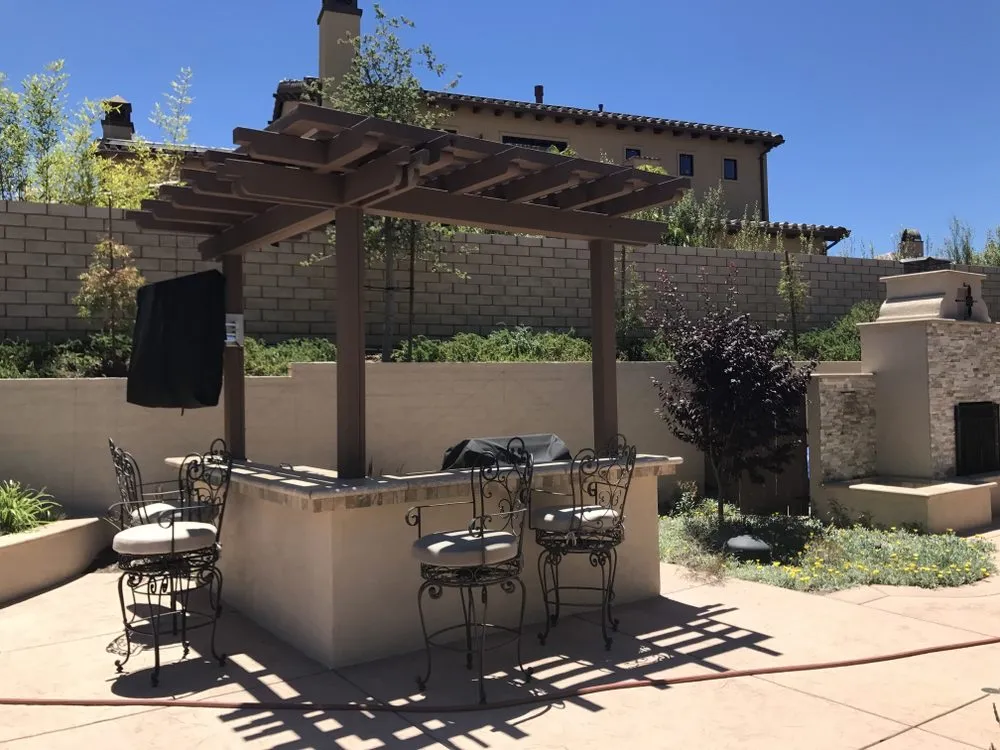 Trusted lawn care service in Simi Valley, CA - Don Spratt Landscape