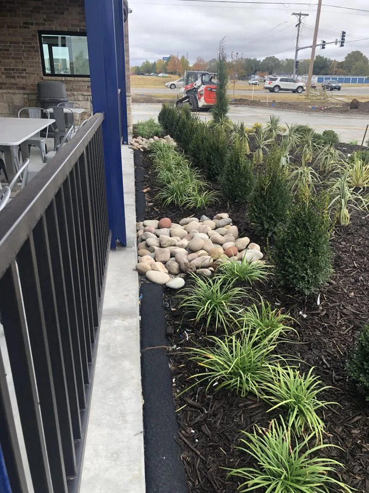 Custom yard maintenance experts serving Oklahoma City, OK - Don Willis Landscape Contractors