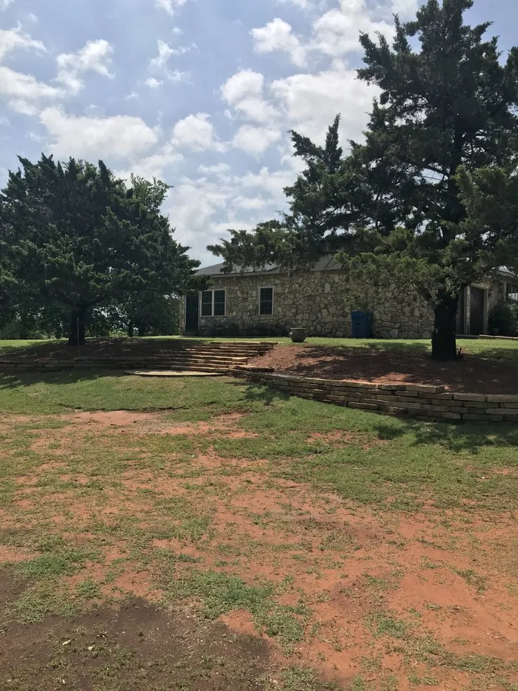 Custom garden landscaping for beautiful yards across Oklahoma City, OK - Don Willis Landscape Contractors