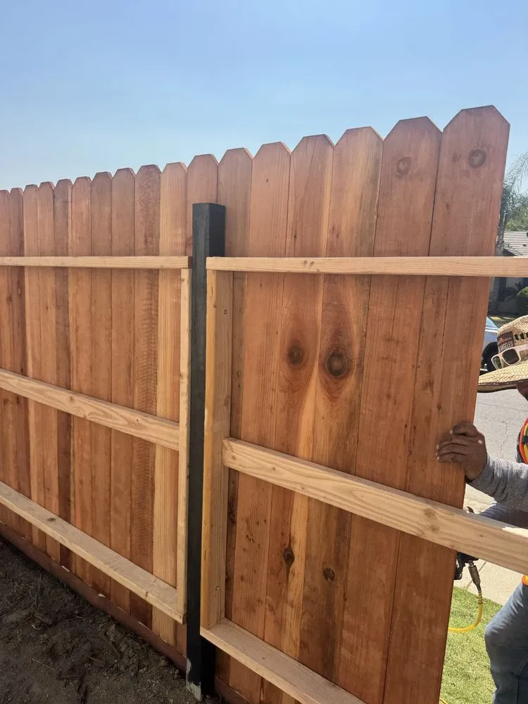 Top-rated lawn mowing service in Bakersfield, CA by Donaldo Mejia