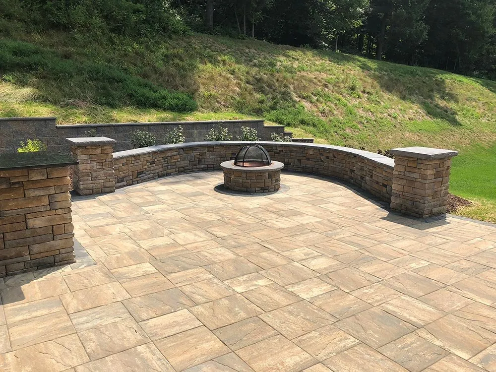 Expert residential landscaping in Finleyville, PA by Donas Outdoor Living