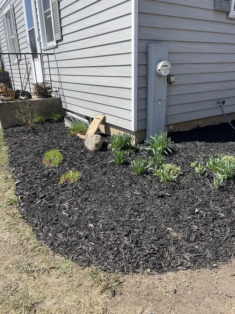 Top-rated lawn mowing service with custom design across West Bend, WI - Donath Landscaping Solutions