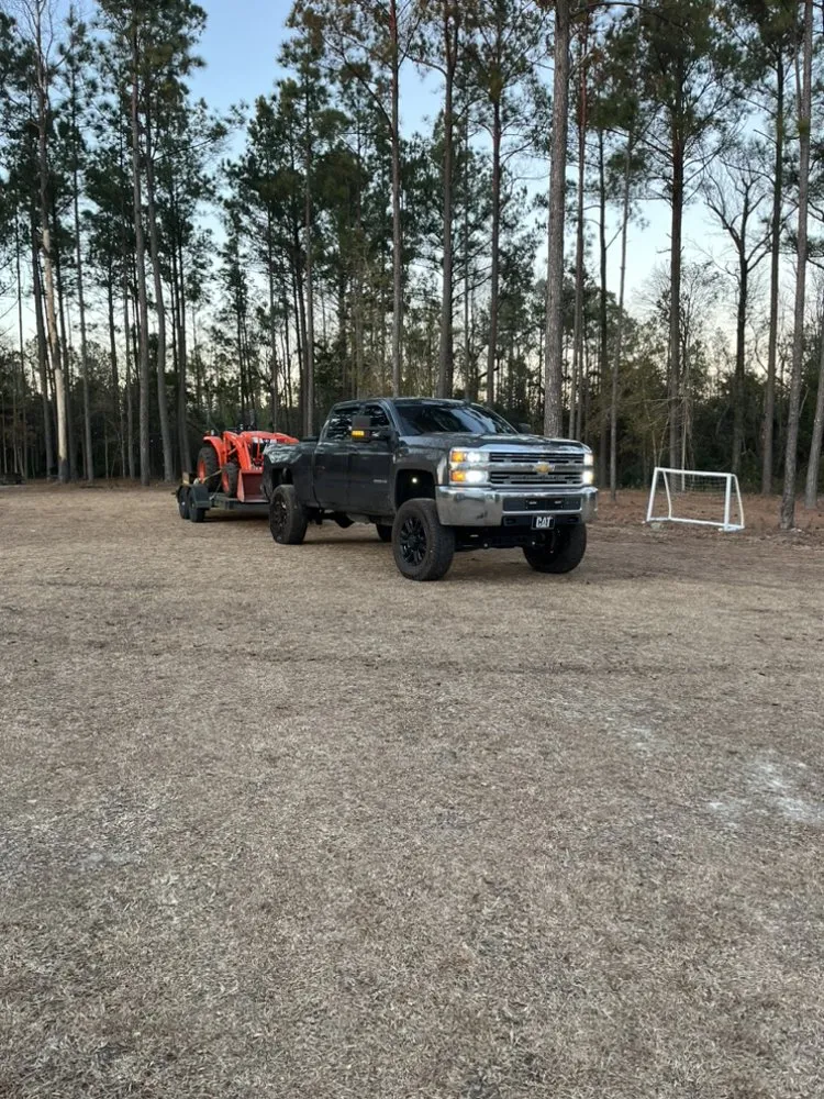 Top-rated lawn care service in Wilmington, NC - Donathan Landscaping and Hauling