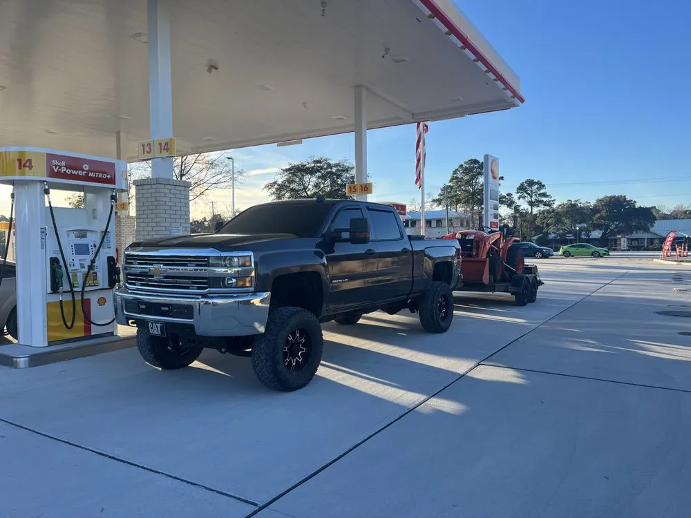 Professional landscape design in Wilmington, NC by Donathan Landscaping and Hauling