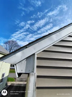 Done Right Construction and Landscaping Logo