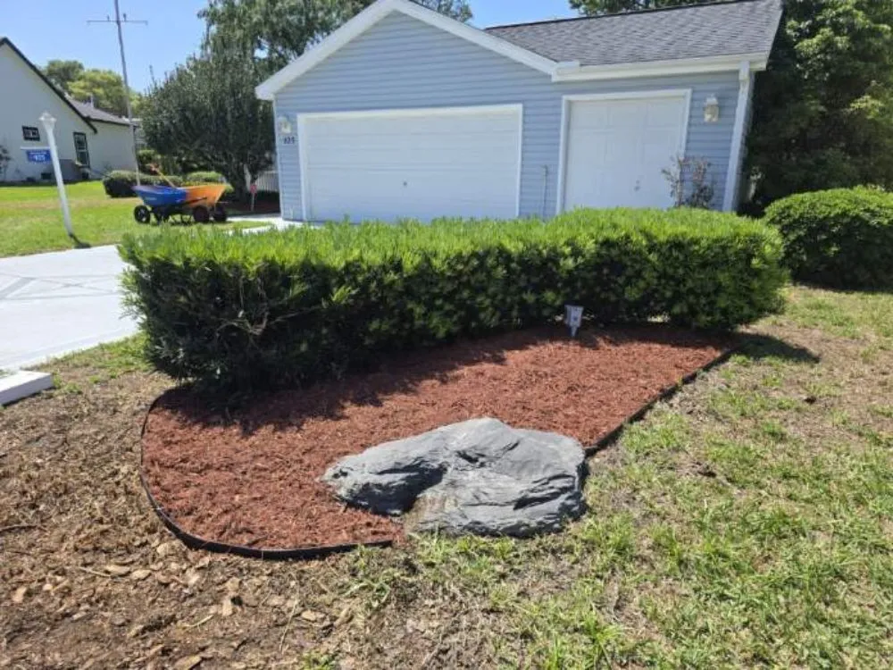 Local residential landscaping experts serving Fort MCcoy, FL - Done Right Handyman Services