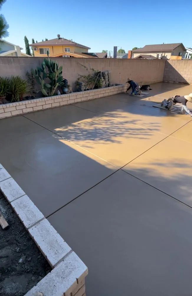 Professional outdoor landscaping for beautiful yards in Castaic, CA by Done Right Landscape