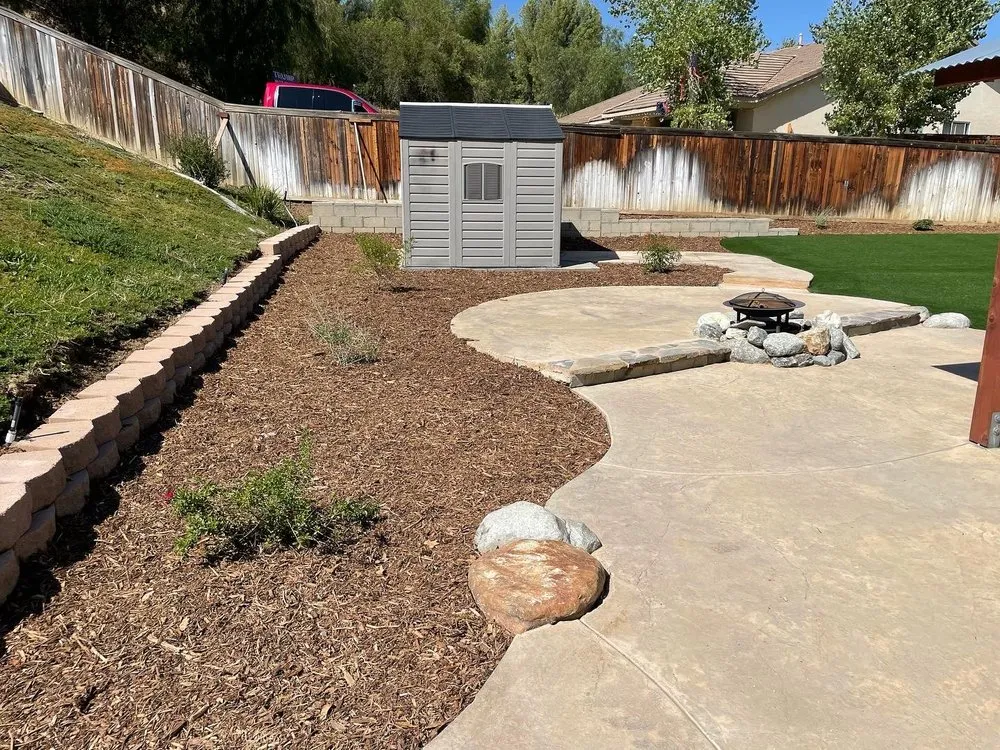 Custom lawn mowing service near you across Castaic, CA - Done Right Landscape