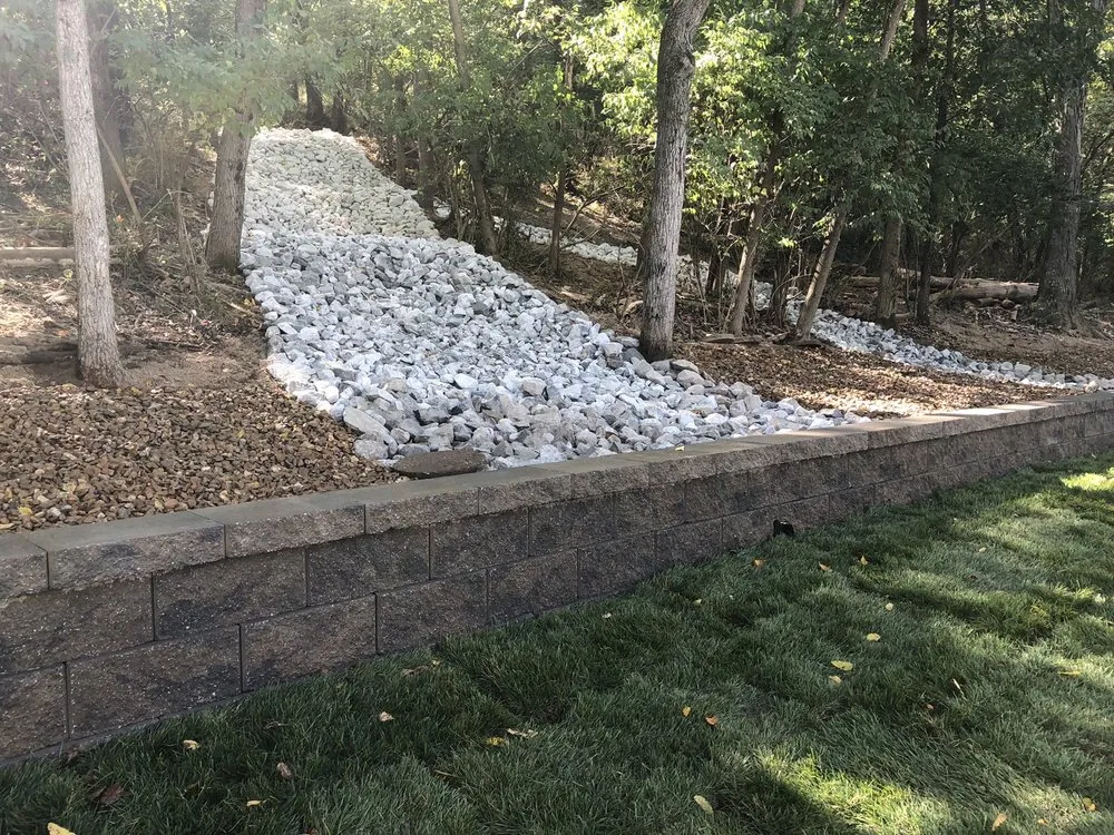 Trusted garden landscaping near you in St. Peters, MO by Done Right Landscapes