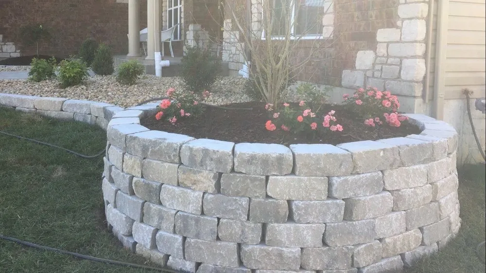 Custom landscape installation in St. Peters, MO - Done Right Landscapes