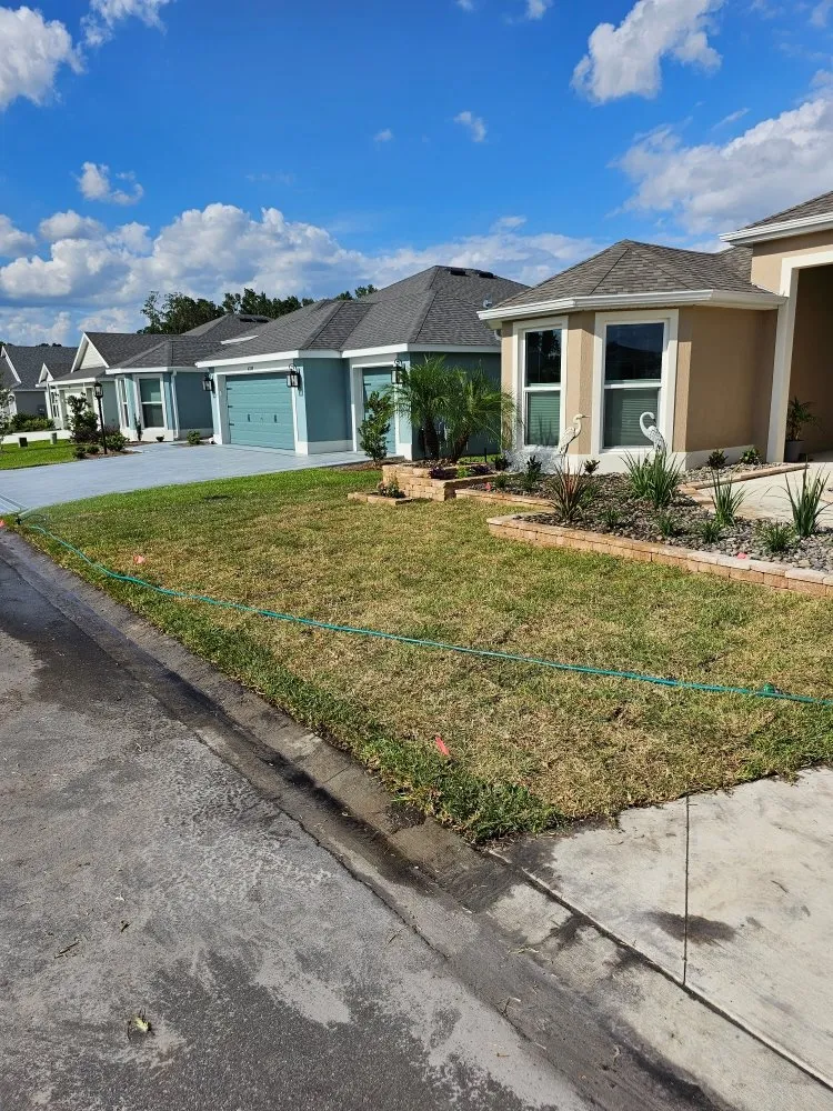 Expert garden landscaping in Umatilla, FL by Done Right Lawn & Landscaping