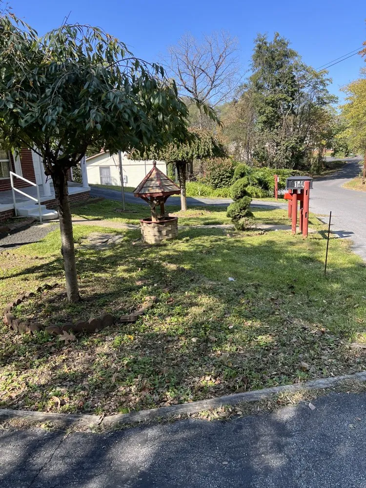 Local landscaping services with custom design in Kearneysville, WV by Done Right Lawn Care
