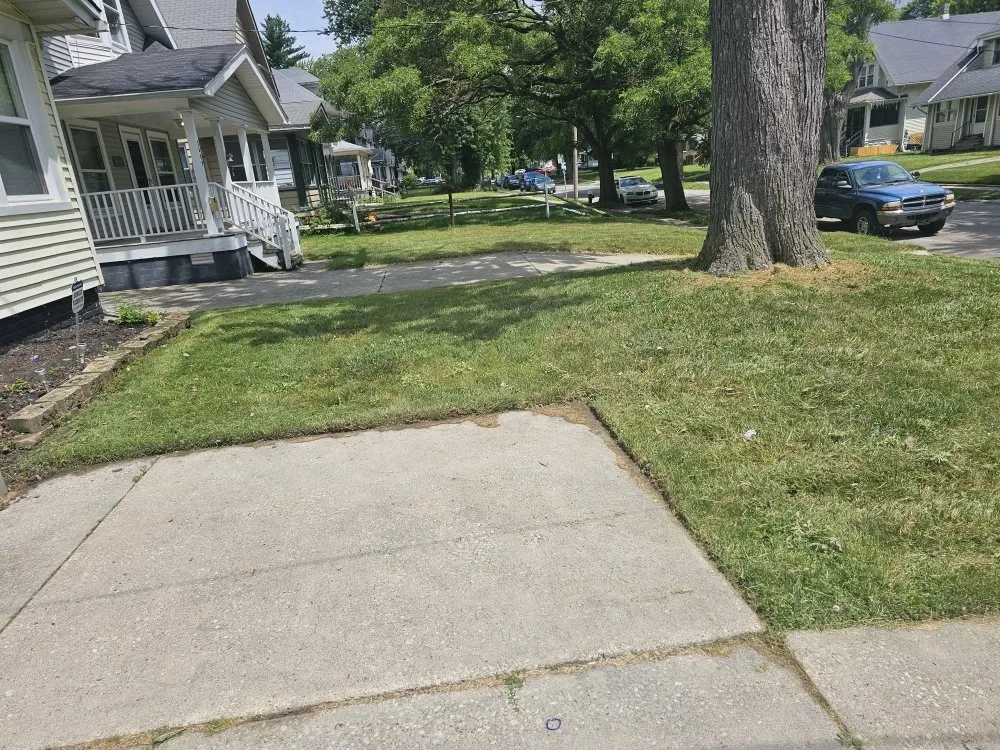 Custom landscaping services in Toledo, OH by Done Right Lawn Care