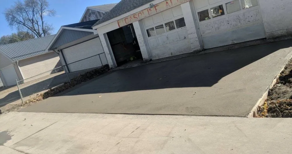 Professional lawn care service in Storm Lake, IA by Done Right Lawn Services