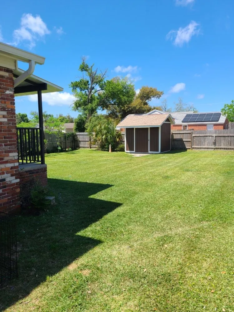Affordable residential landscaping in Panama City, FL by Done Rite Lawn Maintenance