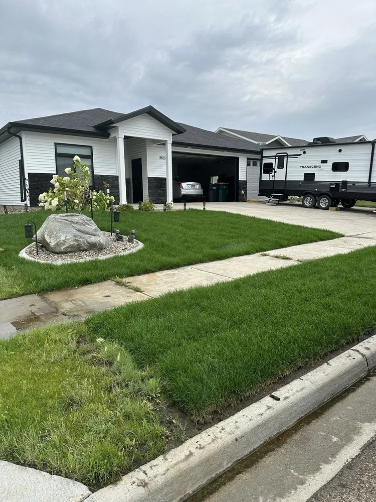 Reliable garden landscaping experts serving Mandan, ND - Donkey Dynamics