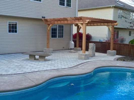 Donku Landscaping Services Logo