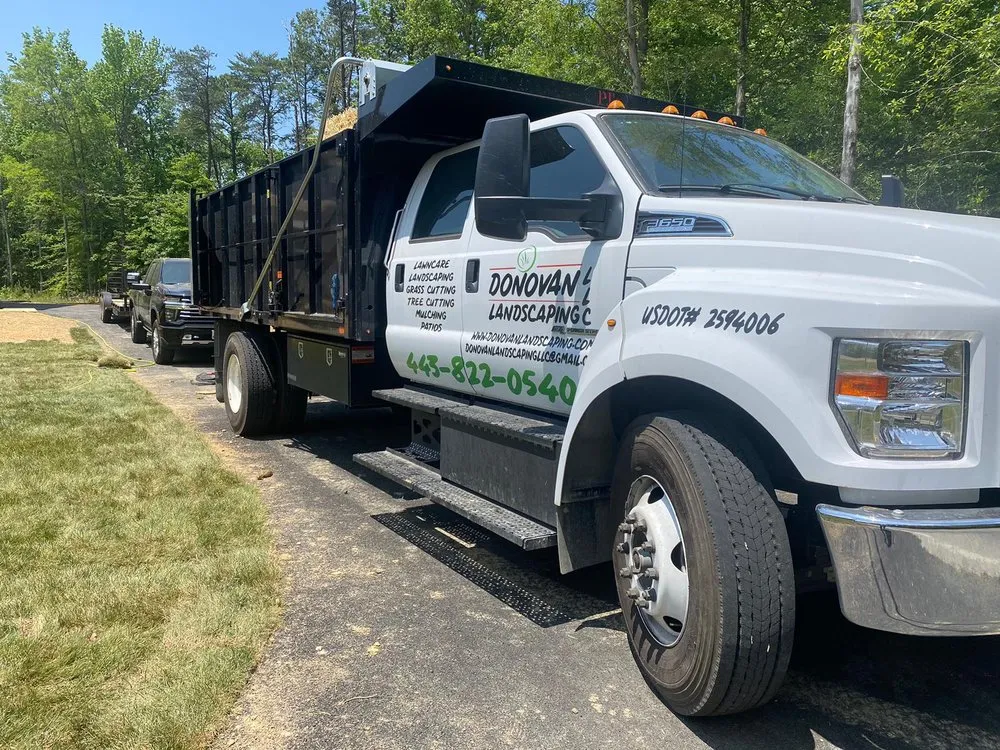 Reliable yard cleanup service for residential properties across Edgewater, MD - Donovan Landscaping