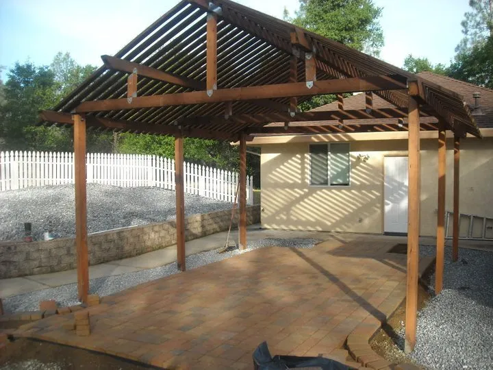 Top-rated yard maintenance with custom design across Redding, CA - Don's Handyman Service