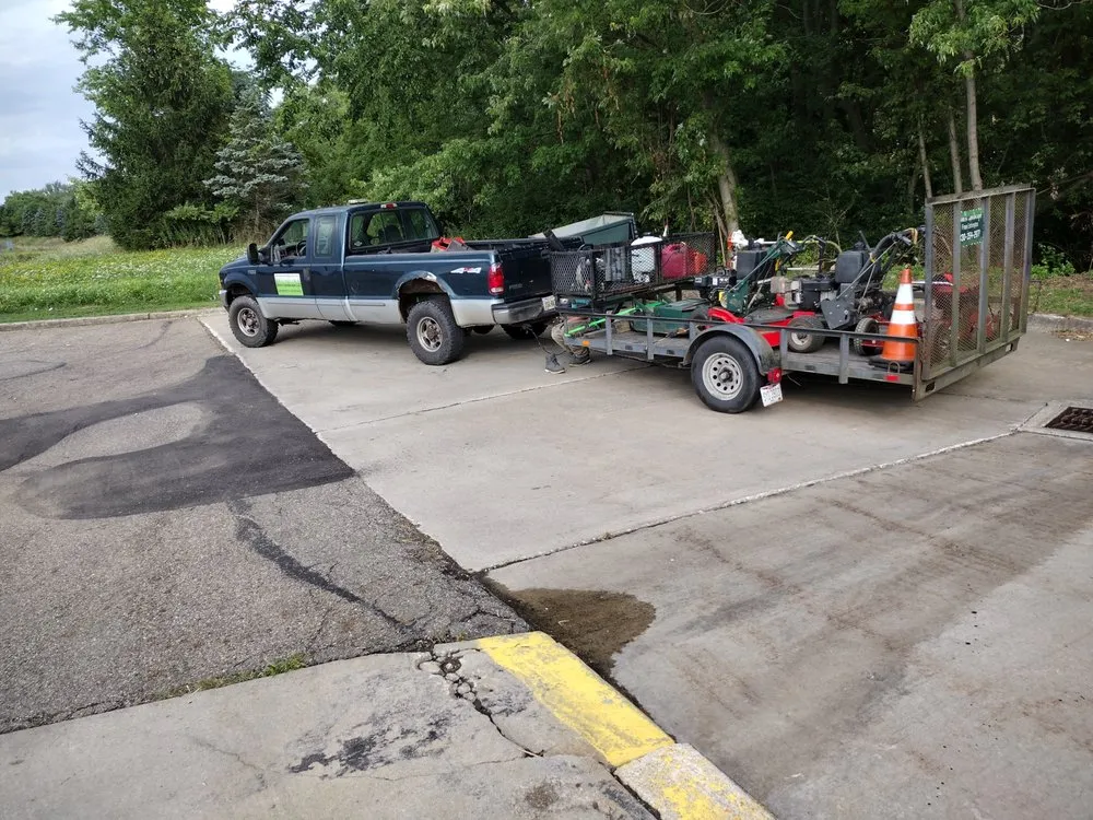 Top-rated yard maintenance for homes across East Canton, OH - Don's Landscape