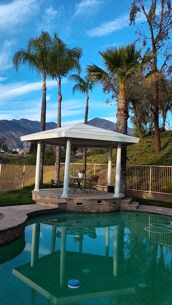 Local residential landscaping in Santa Ana, CA by Don's Landscaping