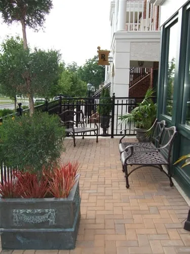 Custom lawn mowing service in Exton, PA - Dooley-Pyne Landscape Company