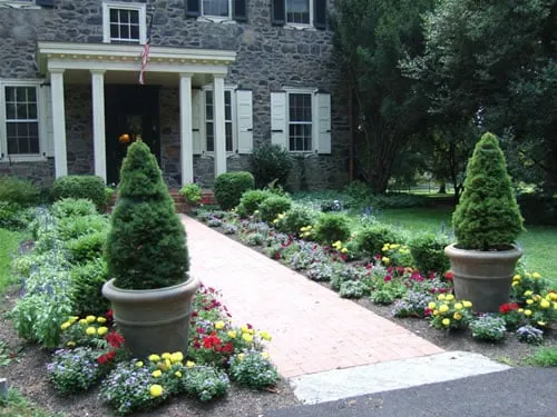 Reliable yard cleanup service in Exton, PA - Dooley-Pyne Landscape Company