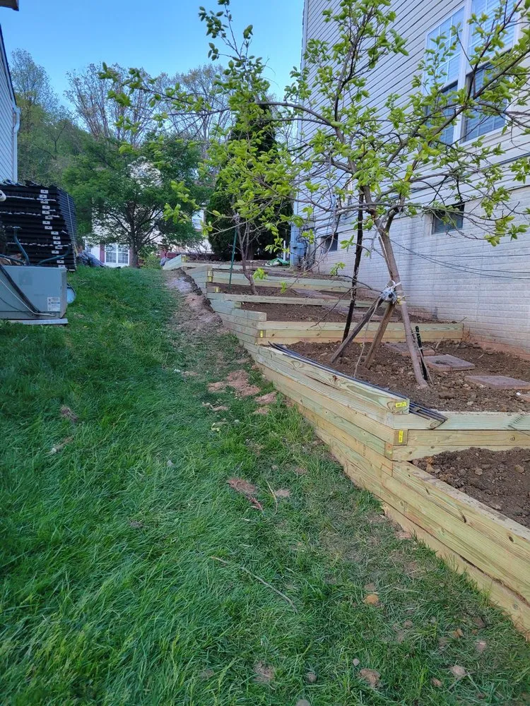 Local lawn care service in Fallston, MD by Doova