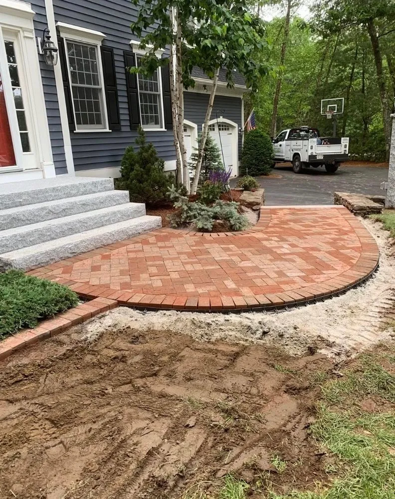 Custom landscaping services in Minneapolis, MN - Dorin Design