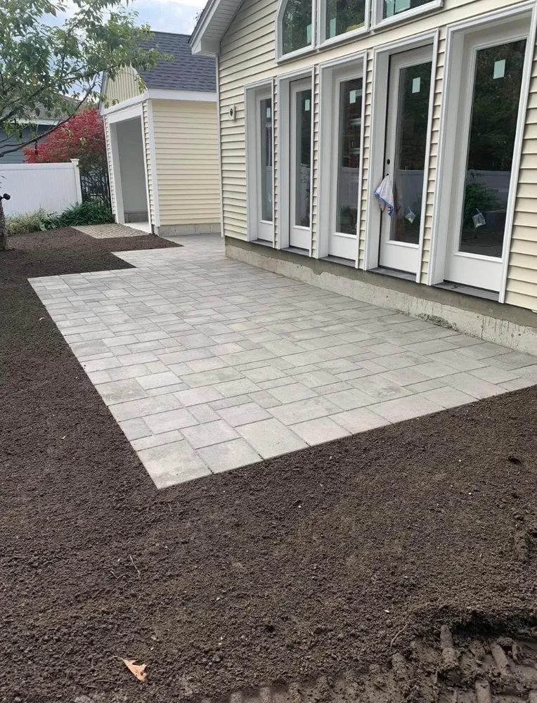 Affordable yard maintenance experts serving Minneapolis, MN - Dorin Design