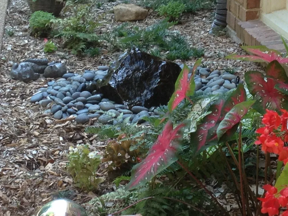 Trusted yard maintenance in Collierville, TN by Dorriety Landscape