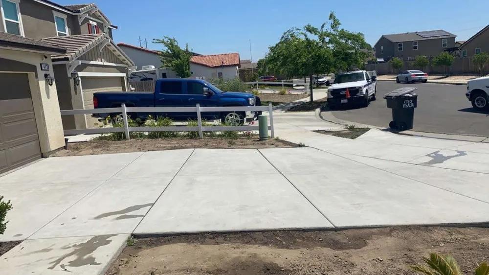 Professional garden landscaping experts serving Ivanhoe, CA - Dos Bros Handy Work