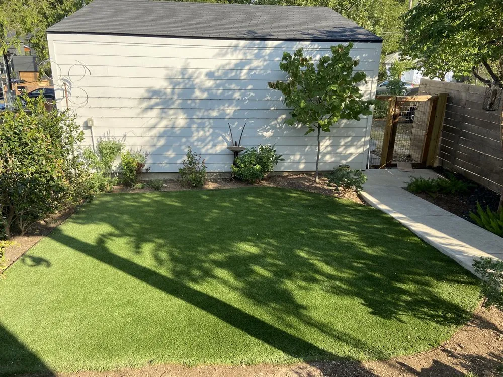Affordable garden landscaping for residential properties across Del Valle, TX - Dos Landscaping Services