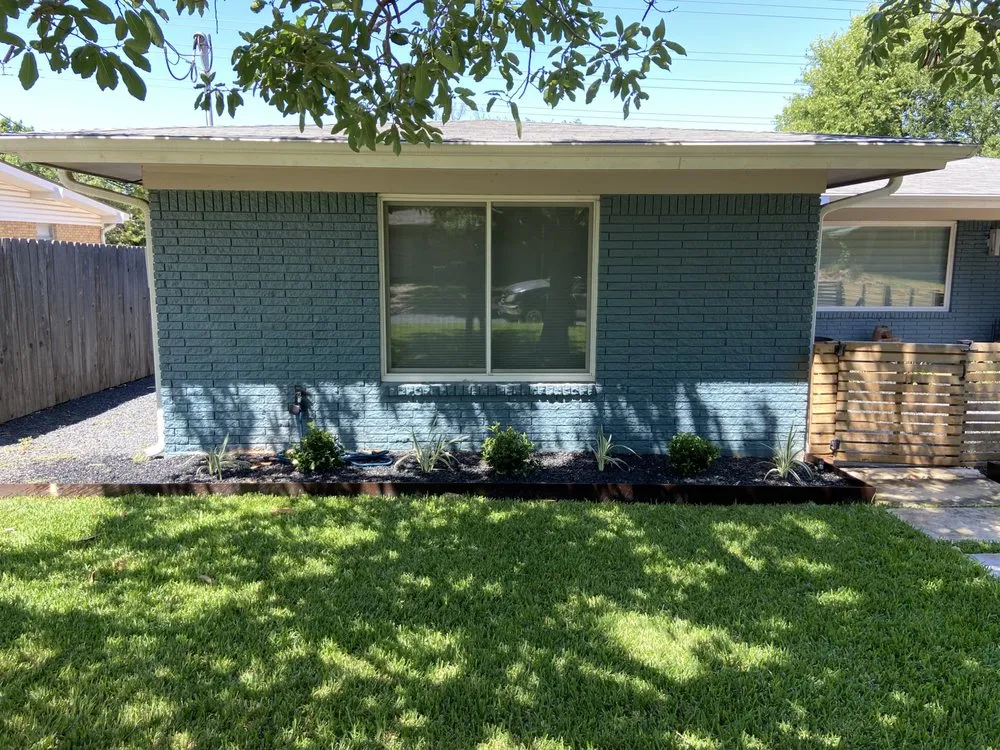 Custom garden landscaping experts serving Del Valle, TX - Dos Landscaping Services