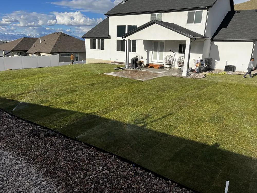 Reliable outdoor landscaping for homes across West Jordan, UT - Dos maintenance