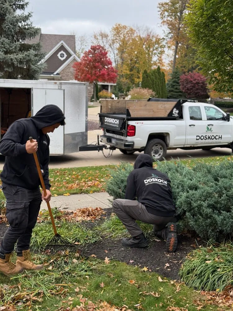 Trusted garden landscaping in Bay Village, OH by Doskoch Lawn Care