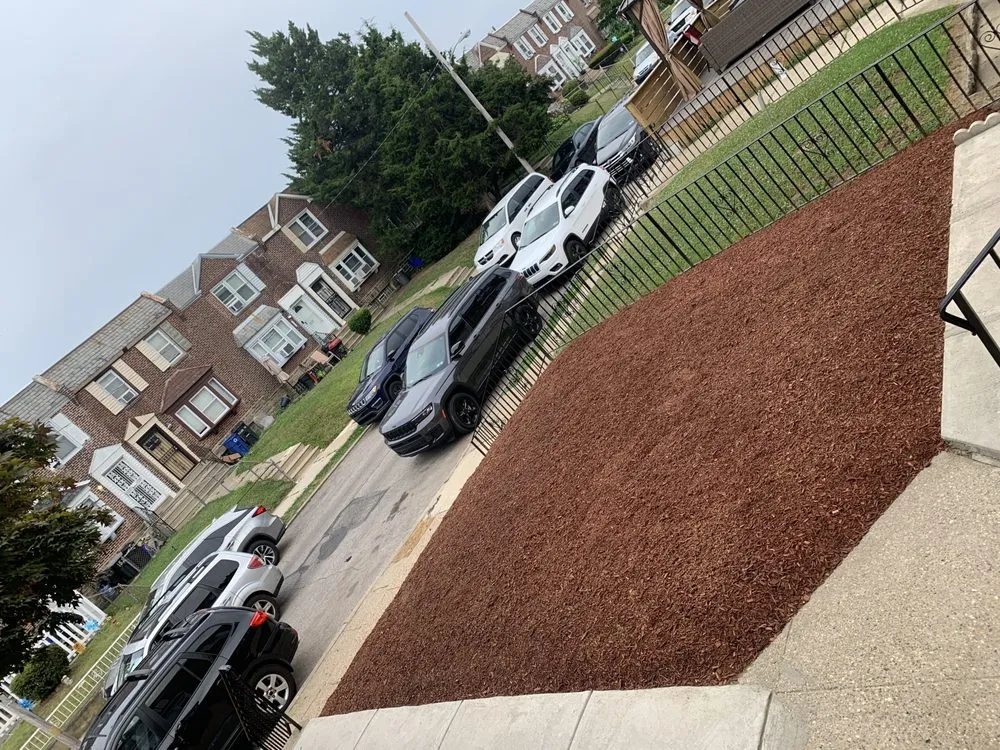 Affordable yard maintenance in Philadelphia, PA by Dottin Landscaping