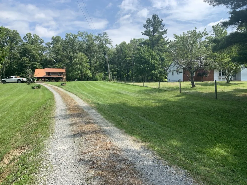 Reliable garden landscaping in Columbus, OH - Double C Lawncare