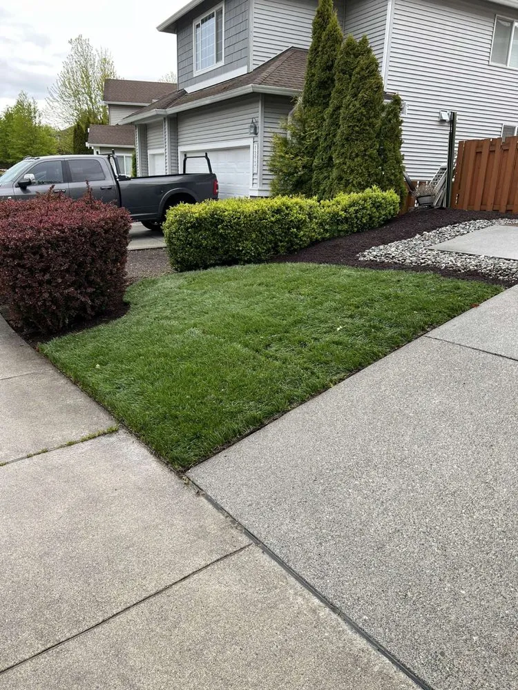 Affordable landscape design with custom design in Monroe, WA by Double C