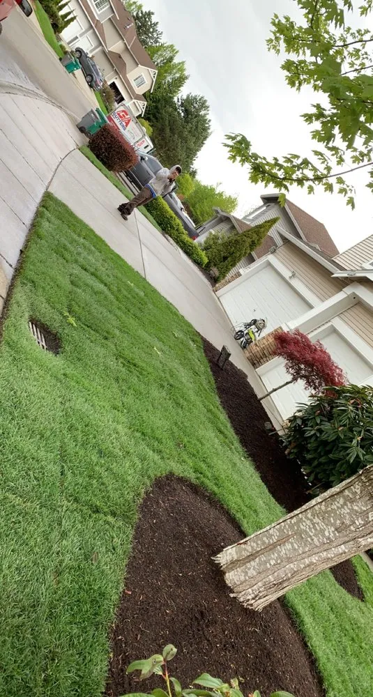 Custom lawn care service in Monroe, WA - Double C