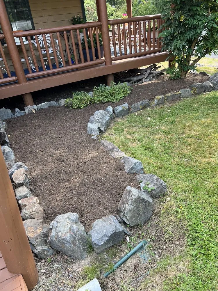 Custom yard maintenance in Monroe, WA by Double C