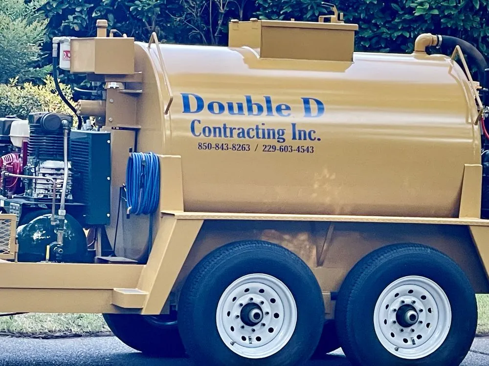 Custom yard cleanup service for outdoor upgrades in Greenville, FL by Double D Contracting