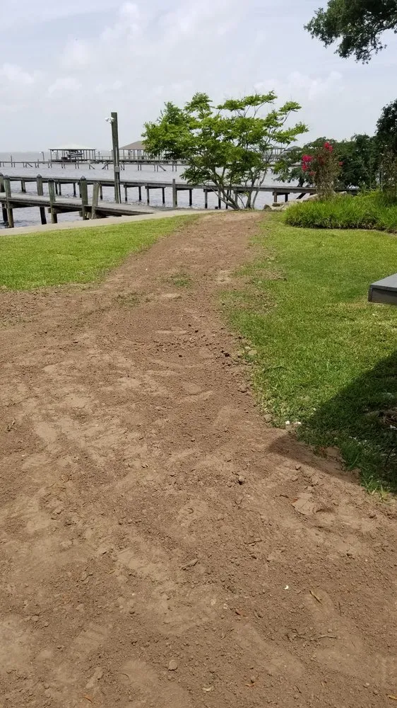 Custom garden landscaping in Lake Charles, LA - Double D Hydroseeding