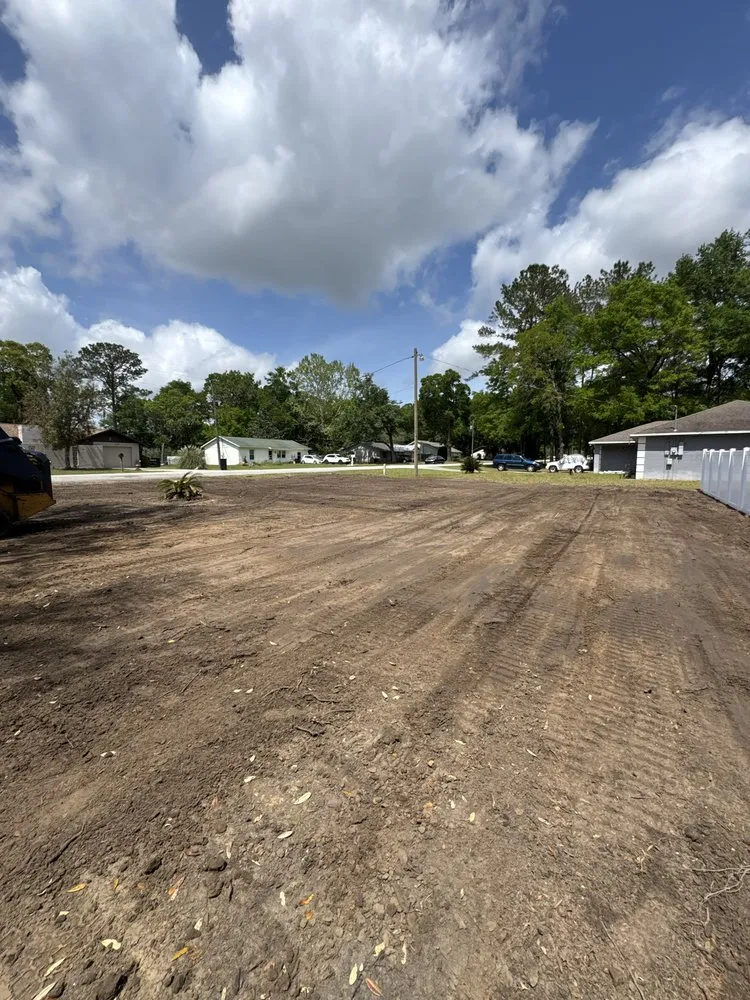 Top-rated landscape installation experts serving Inglis, FL - Double D Land & Tree